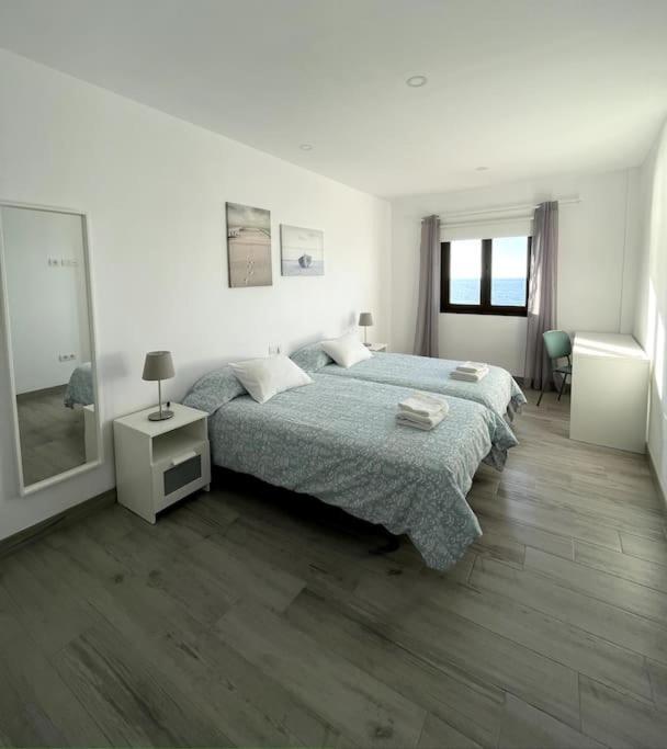 Moderno Apartamento Frente Al Mar بويرتو ذي لا كروز المظهر الخارجي الصورة